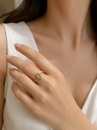 14 Ayar Altın Pembe Taşlı Markiz Model Kadın Yüzük YZ003220