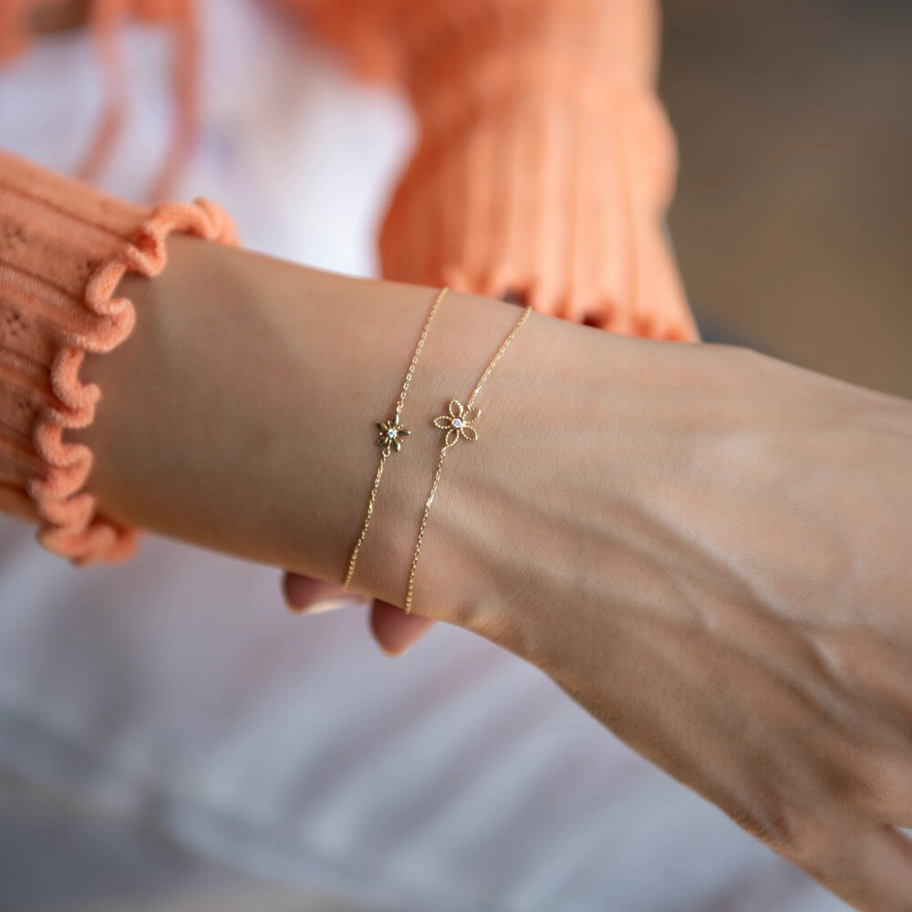 14 AYAR PİANO CABARET ÇİÇEK FORM TAŞLI ALTIN BİLEKLİK PXB0050 - Piano Jewellery