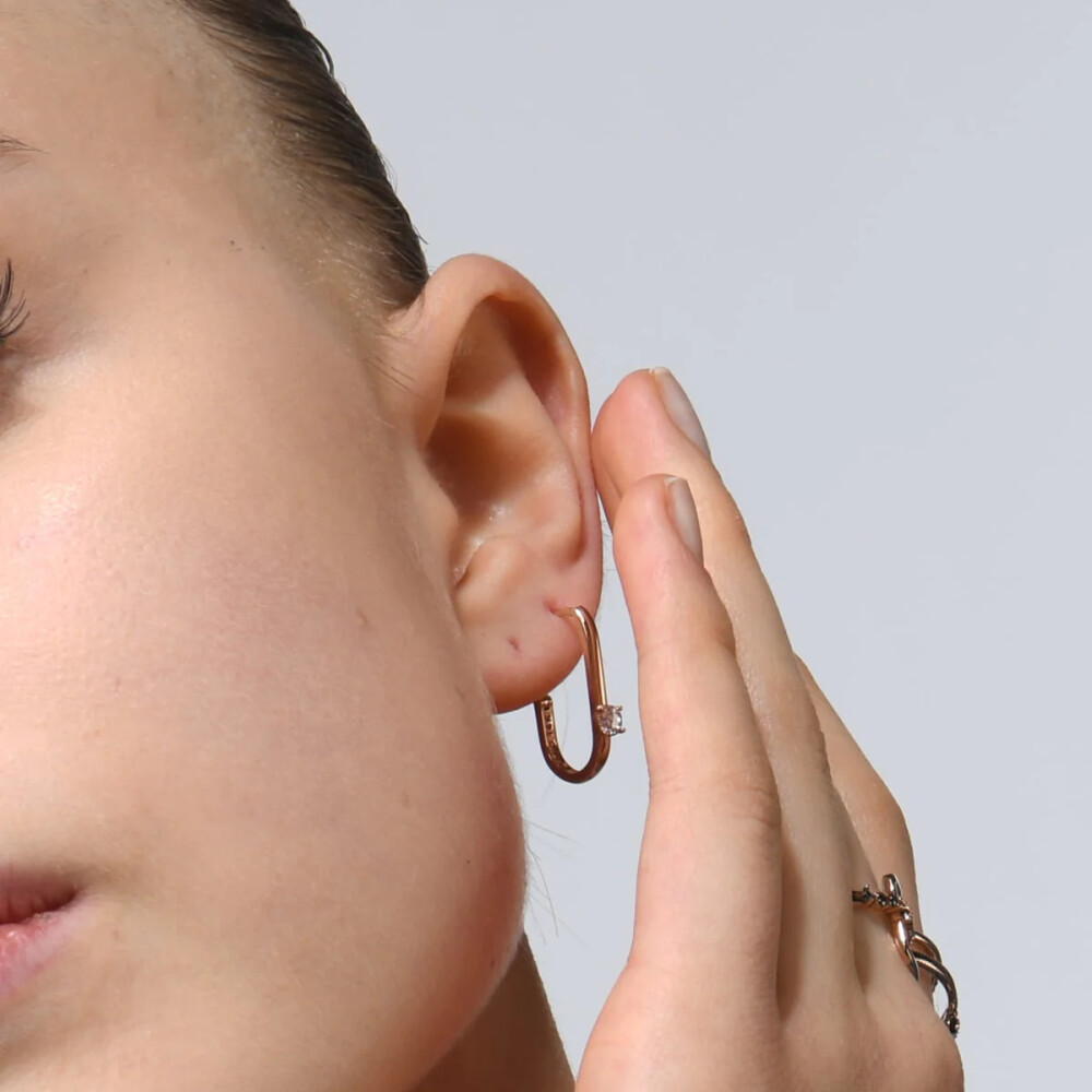 14 AYAR PİANO CABARET HOOK TAŞLI ALTIN KÜPE PXE0082 - Piano Jewellery