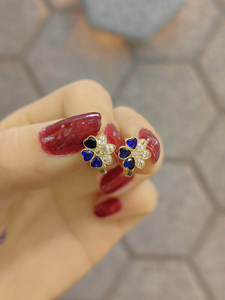 8 AYAR MAVİ TAŞLI ÇİÇEK MODEL BEBEK ALTIN KÜPE KUP01488 - 2