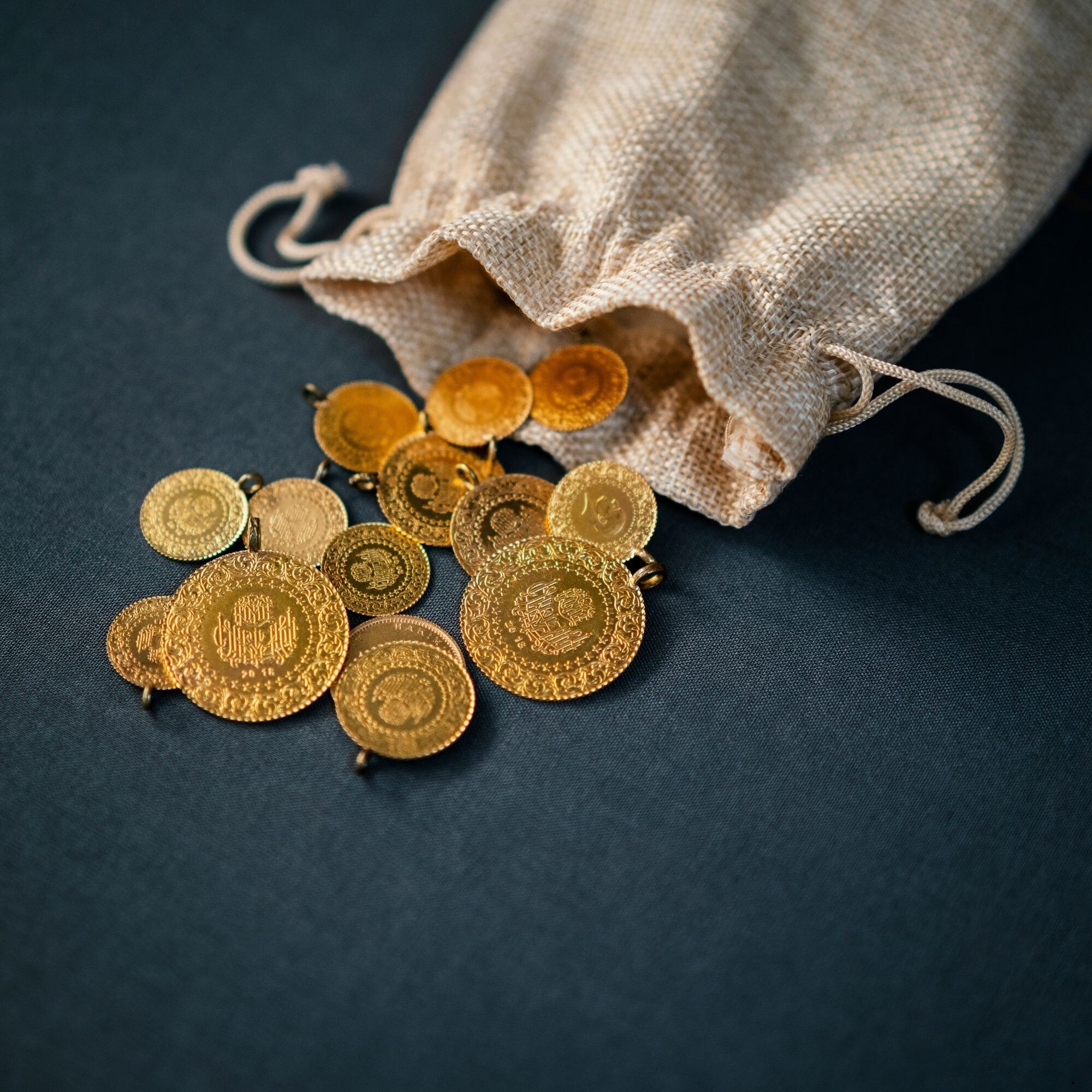 Düşen Altın Fiyatları Bir Alım Fırsatı mı?