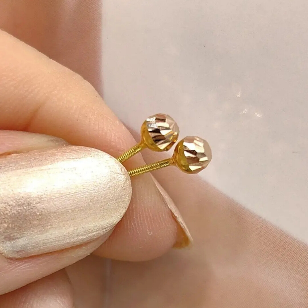 14 Ayar Vidalı Altın Küpe XKUP01462