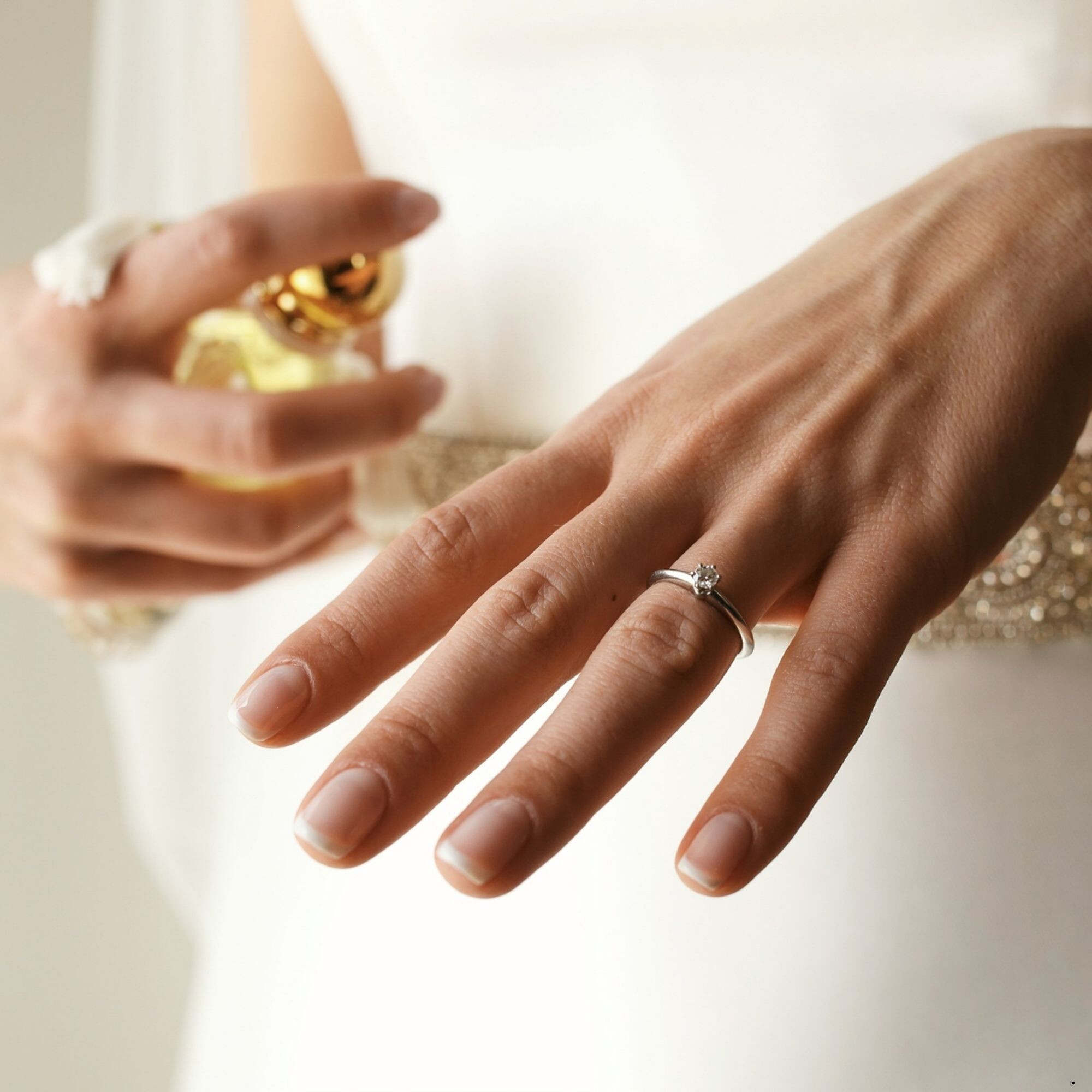 Parfüm ve Krem Takılarıma Zarar Verir mi?