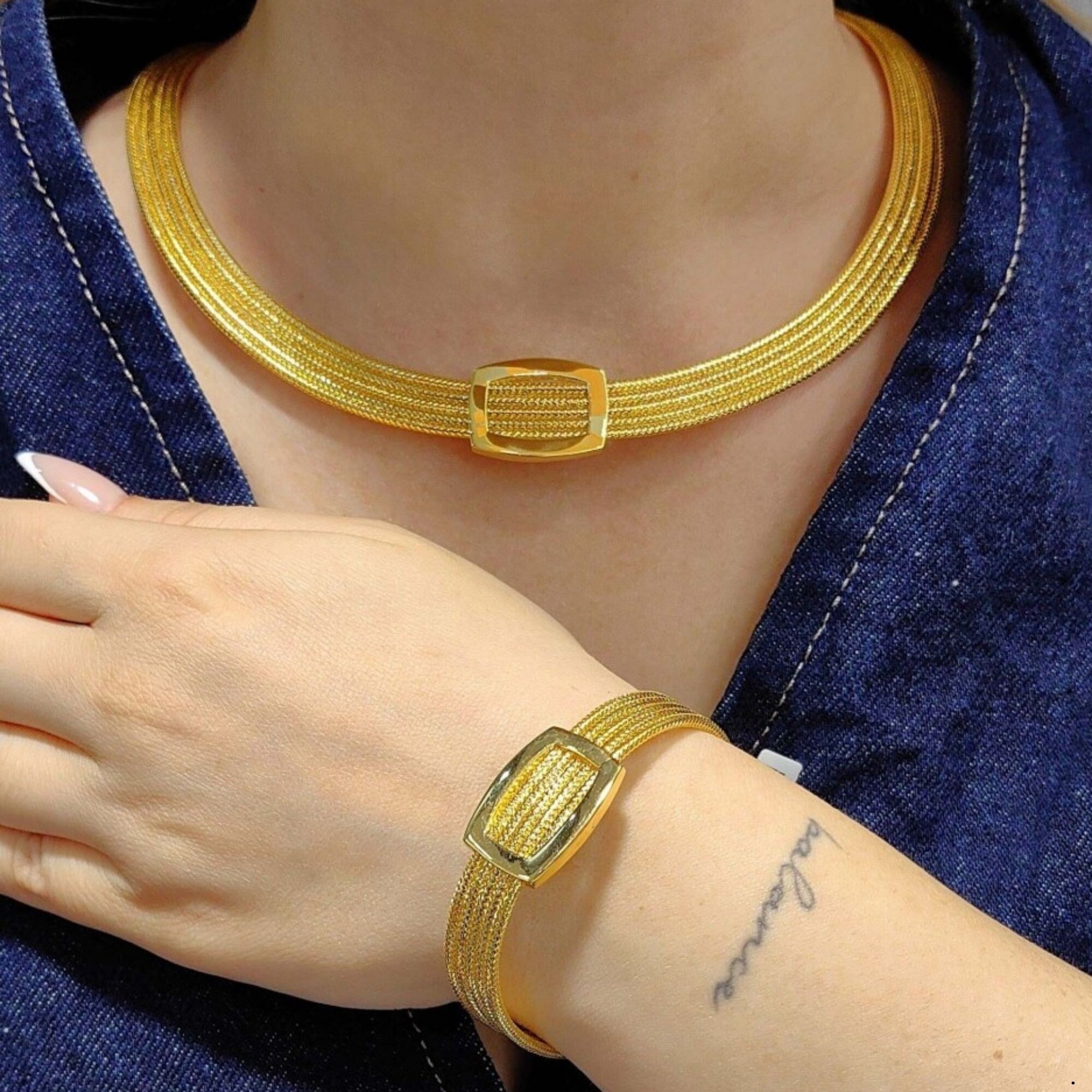 Soğuyan Havalar, Sıcak Altın Işıltısı