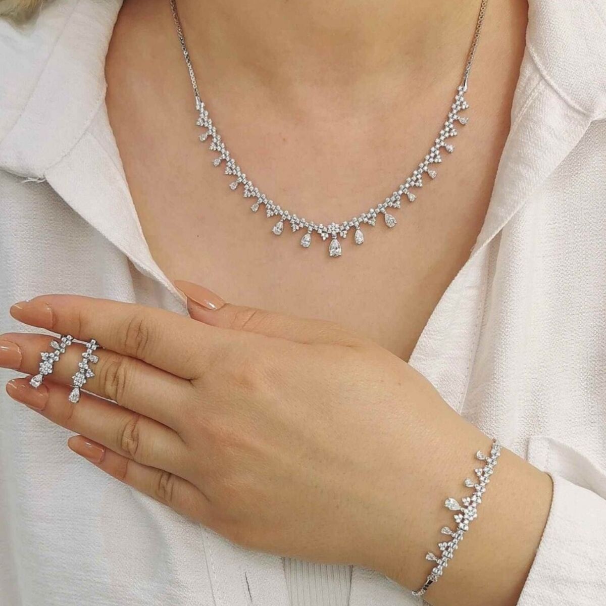 Nasip Kuyumcu'dan Yılbaşı Hediyesi