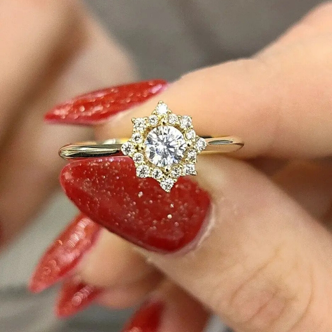 Nişan Yüzüğü Hangi Ele ve Parmağa Takılır?