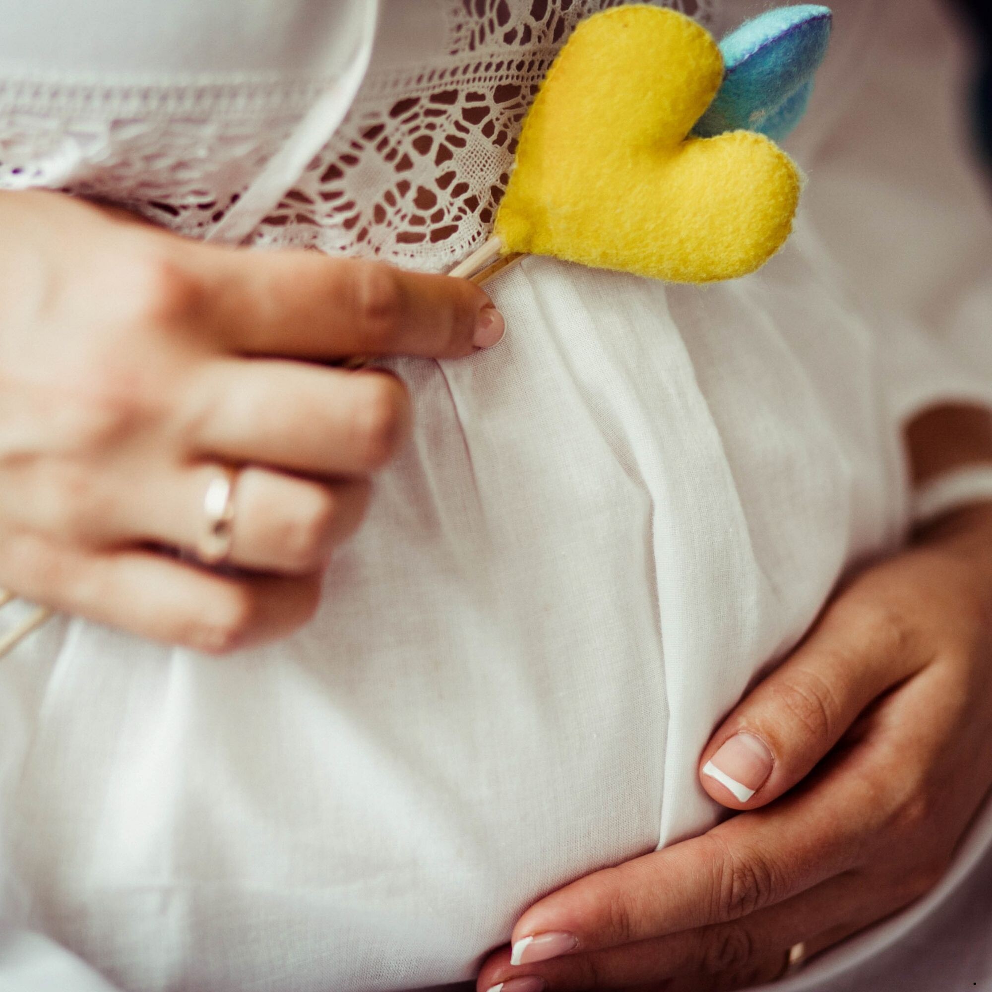 Yeni Doğan Bebeklere Hediye Edilecek Anlamlı Altın Takılar