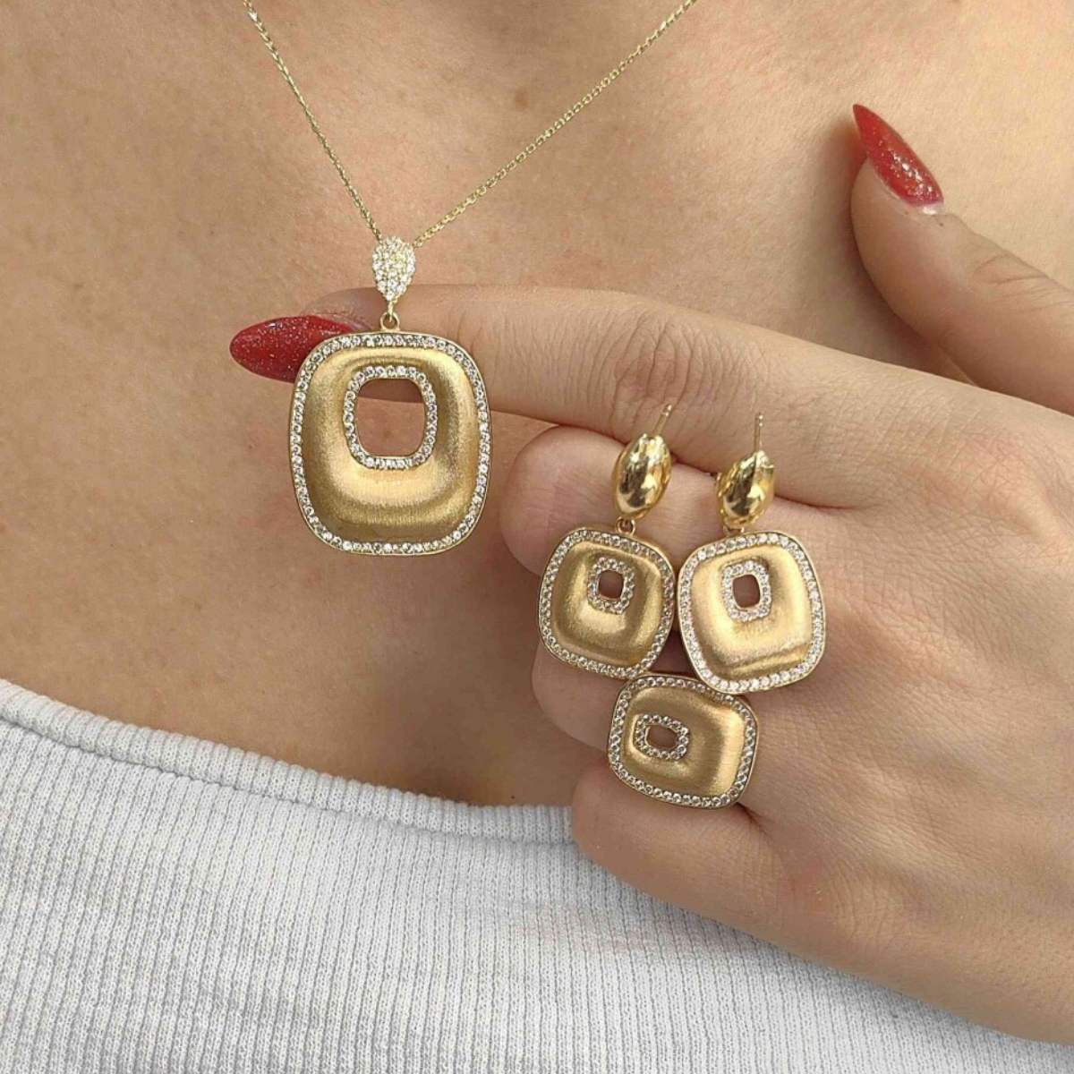 Yılbaşına Özel Altın Takı Önerileri