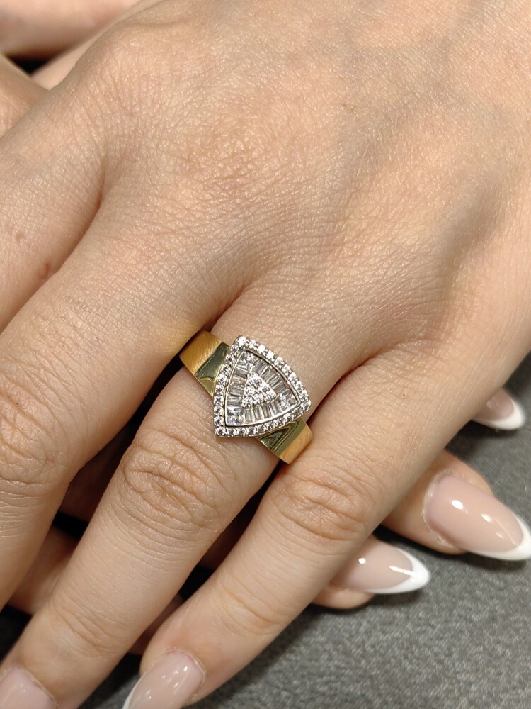 GURMET FİZYON KALEMLİ IŞILTILI CORONET DİZİLİMLİ BAGET VE PRENSES KESİM 14 AYAR TARZ ALTIN SET TAKIMI SET00464-486-485-KNY02473 - 8