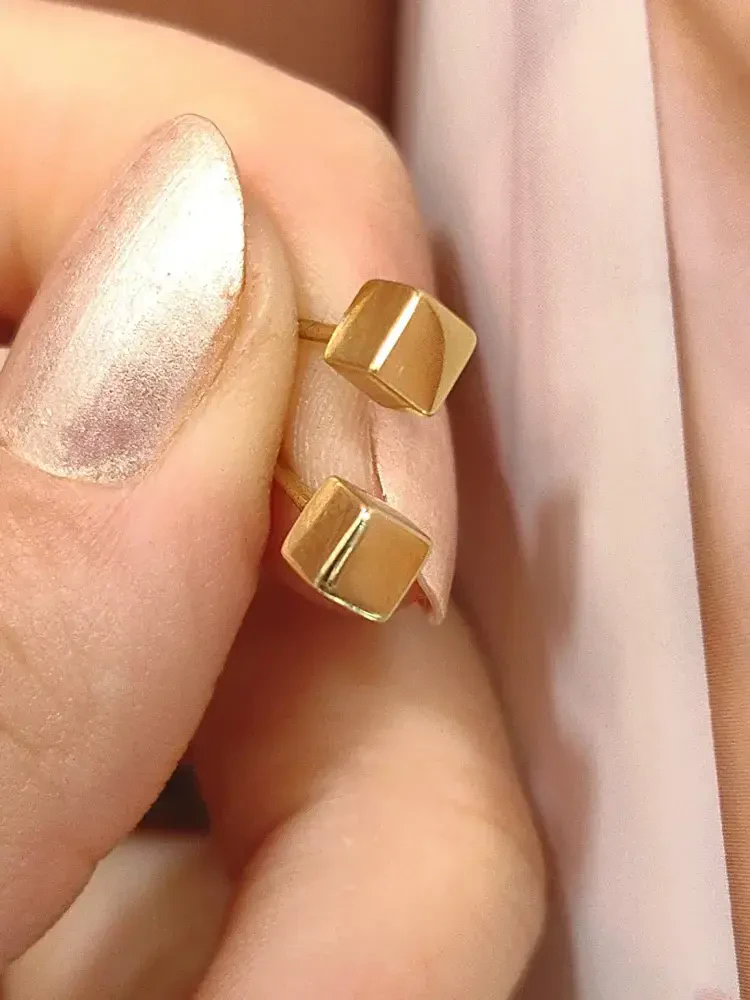 VİDALI ALTIN KÜPE KUP00184 - Nasip Kuyumcu